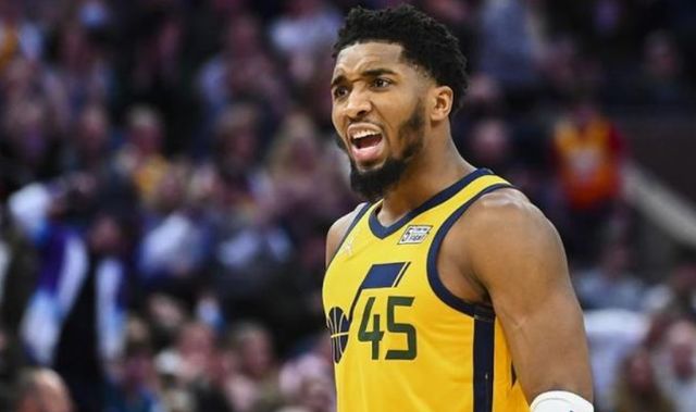 巨额收益 巨额收益