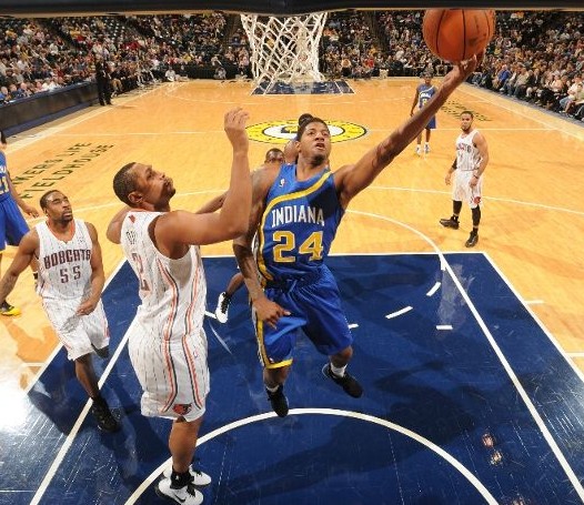 她在危机时 她在危机时